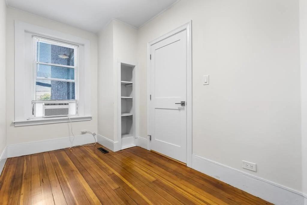 305 Medford St, Winter Hill