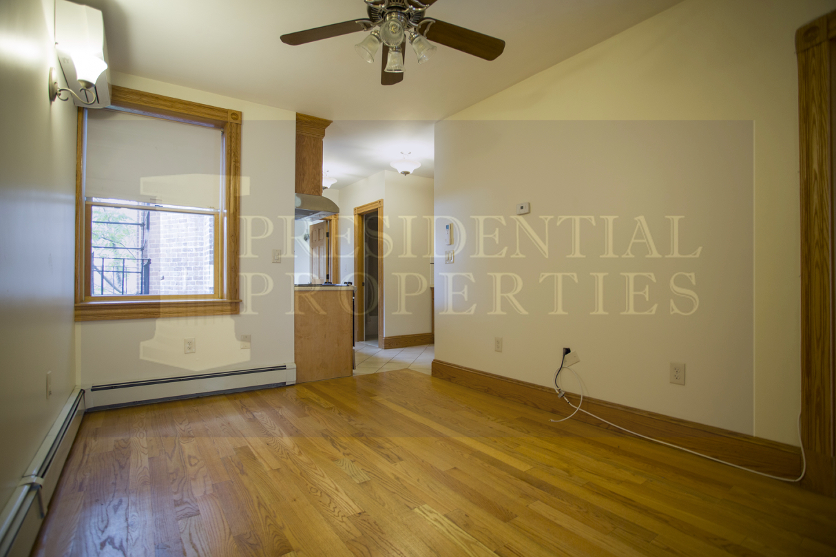 3 bed, 2 bath apartment for rent at 16 South Russell St Unit 2, Beacon Hill — photo 3 of 14