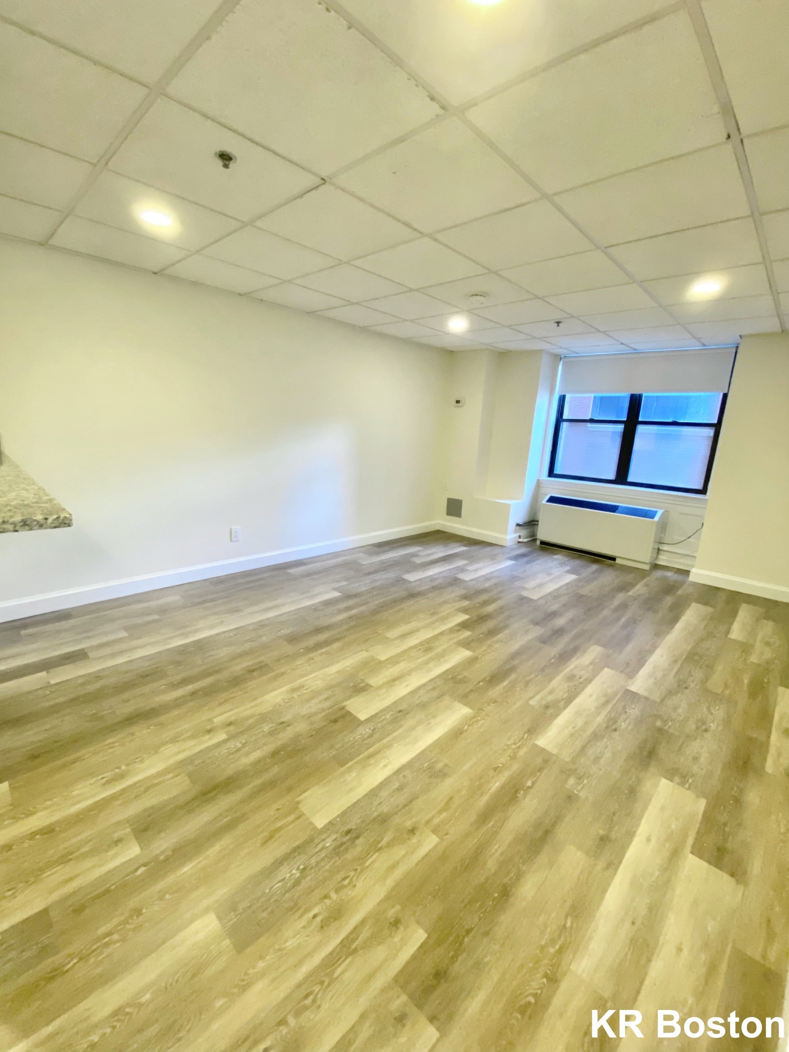 Studio bed, 1 bath apartment for rent at 62 Boylston St Unit L17, Back Bay — photo 1 of 3