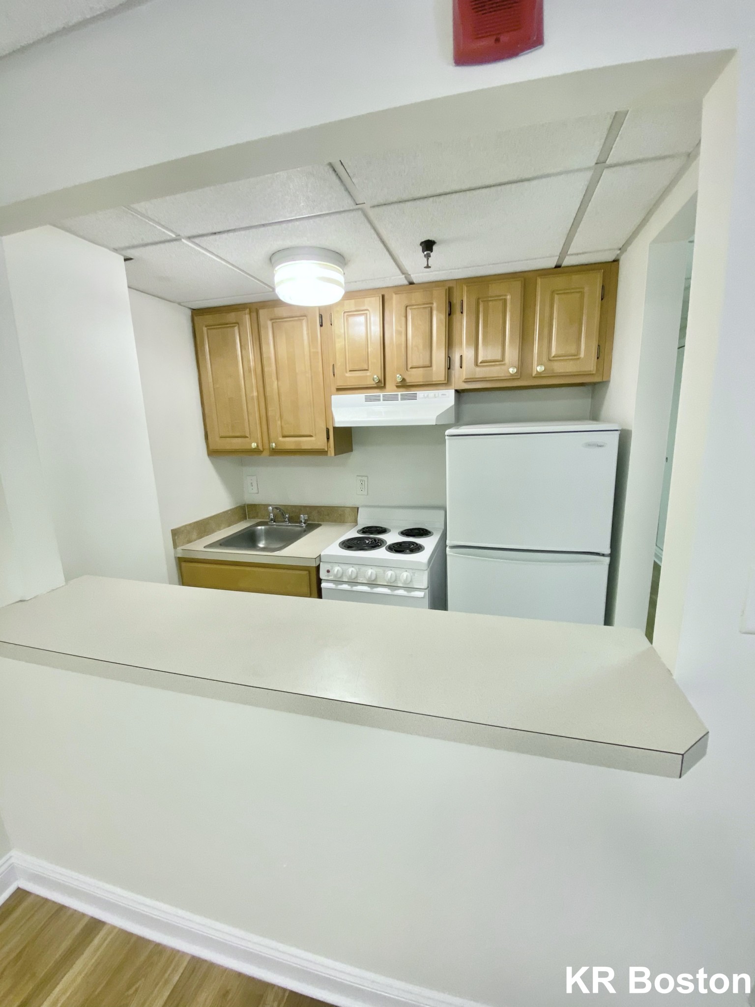 1 bed, 1 bath apartment for rent at 62 Boylston St, Unit L08, Back Bay — photo 2 of 3