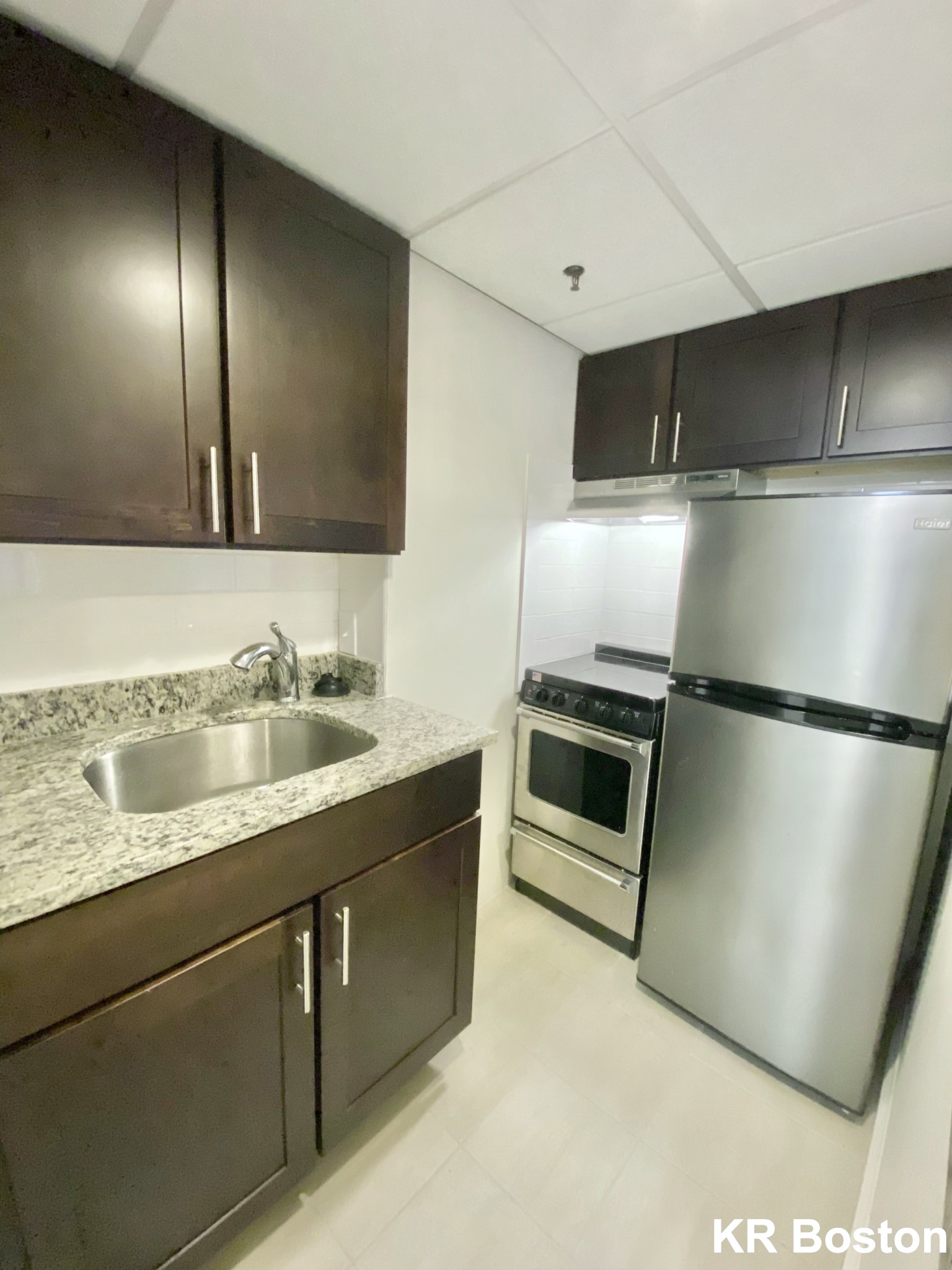 Studio bed, 1 bath apartment for rent at 62 Boylston St, Unit L14, Back Bay — photo 2 of 3