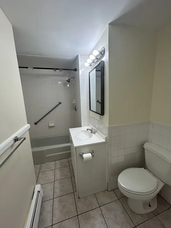 16 Peacevale Rd, Dorchester