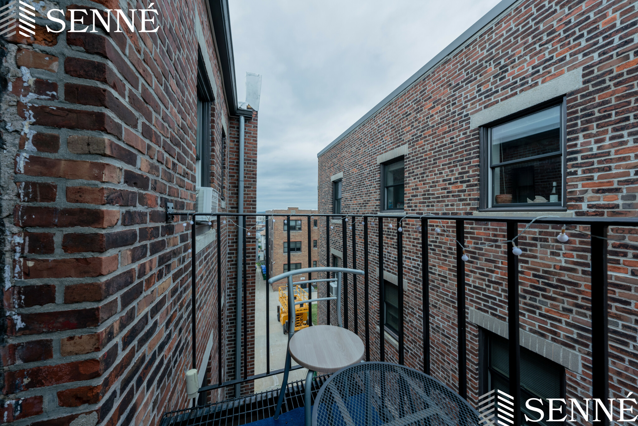 465 Broadway, South Medford