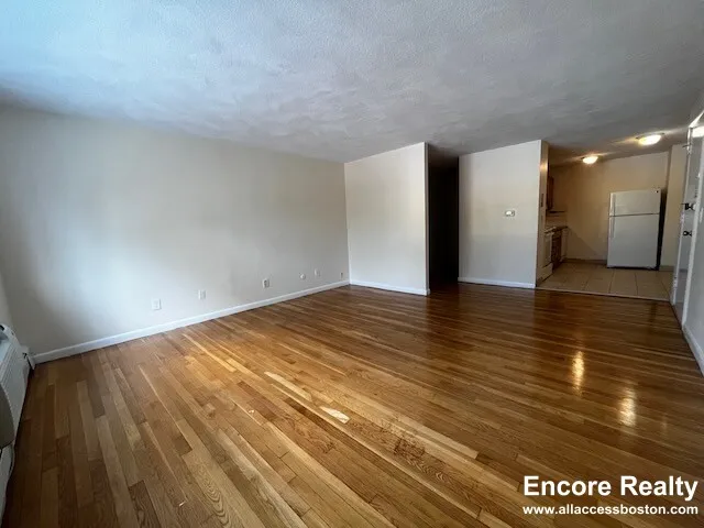 88 Gardner St, Allston