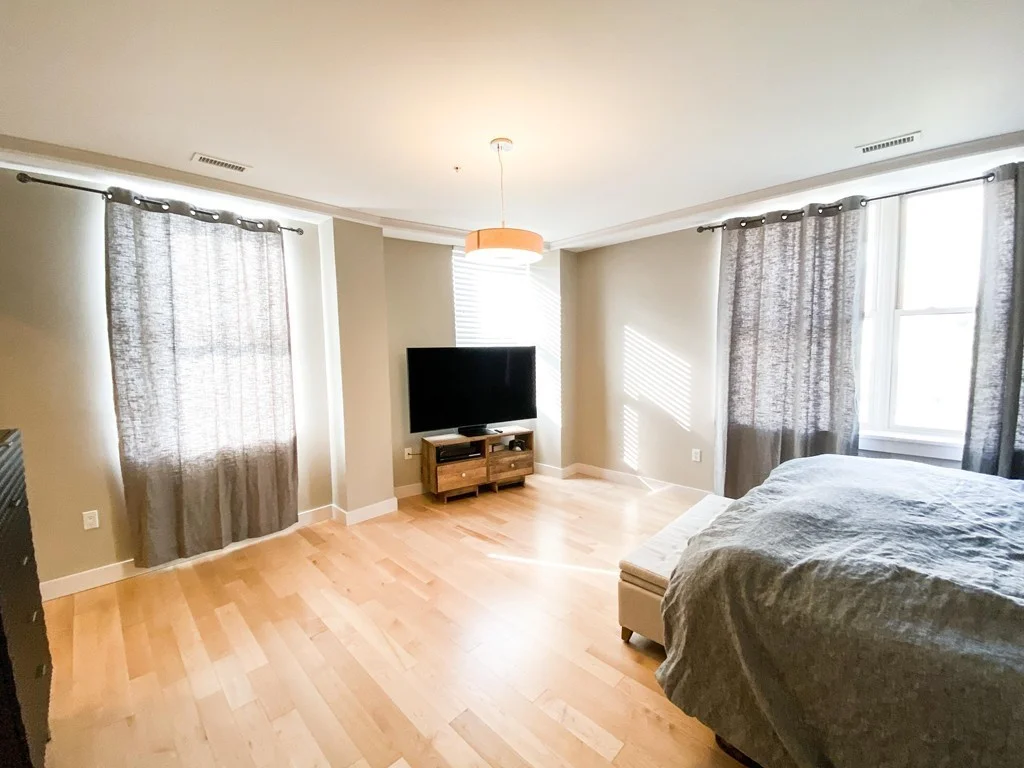 323 Boylston, Boylston Street