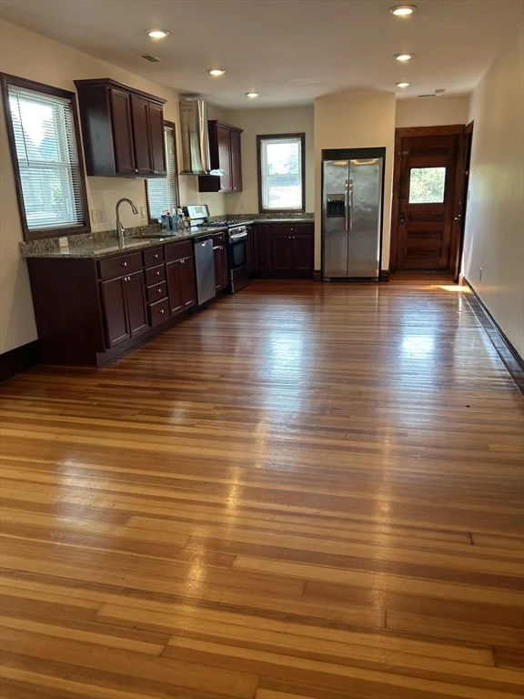 74 Fiske St, Waltham