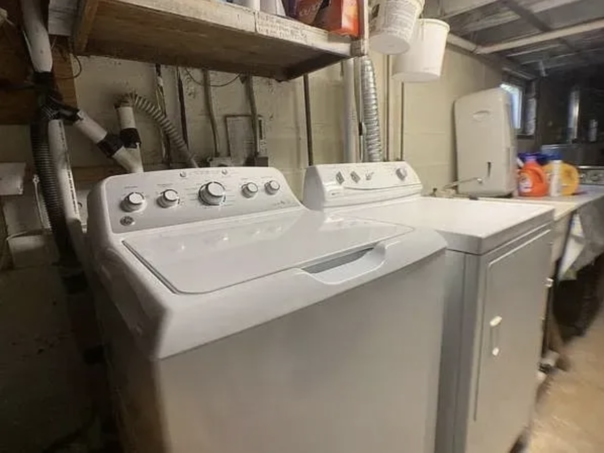 21 Sartwell Ave, Spring Hill