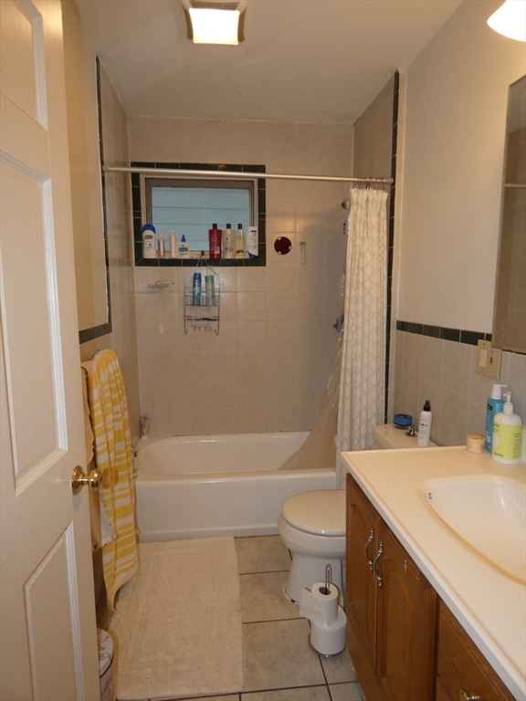 37-39 Belknap St, West Somerville