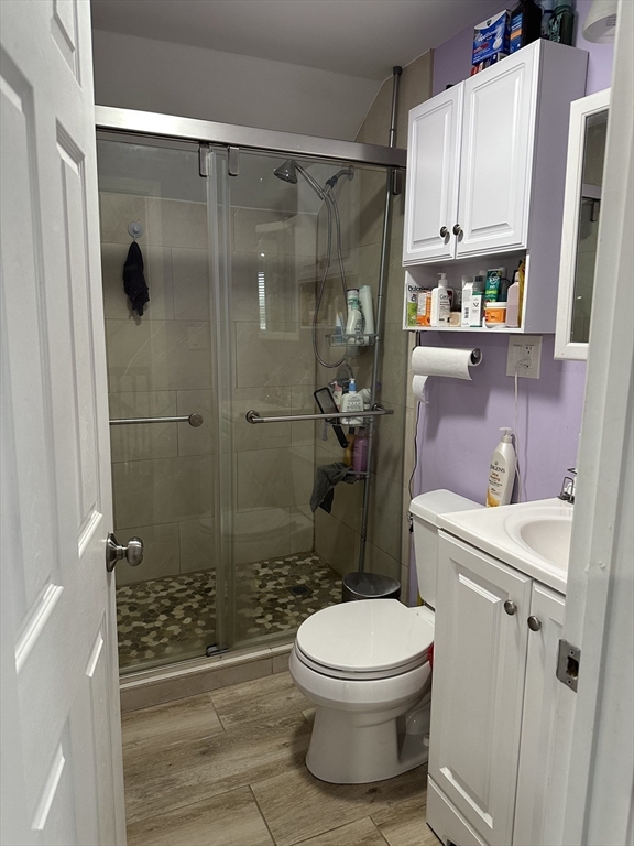 598 Beech, Hyde Park