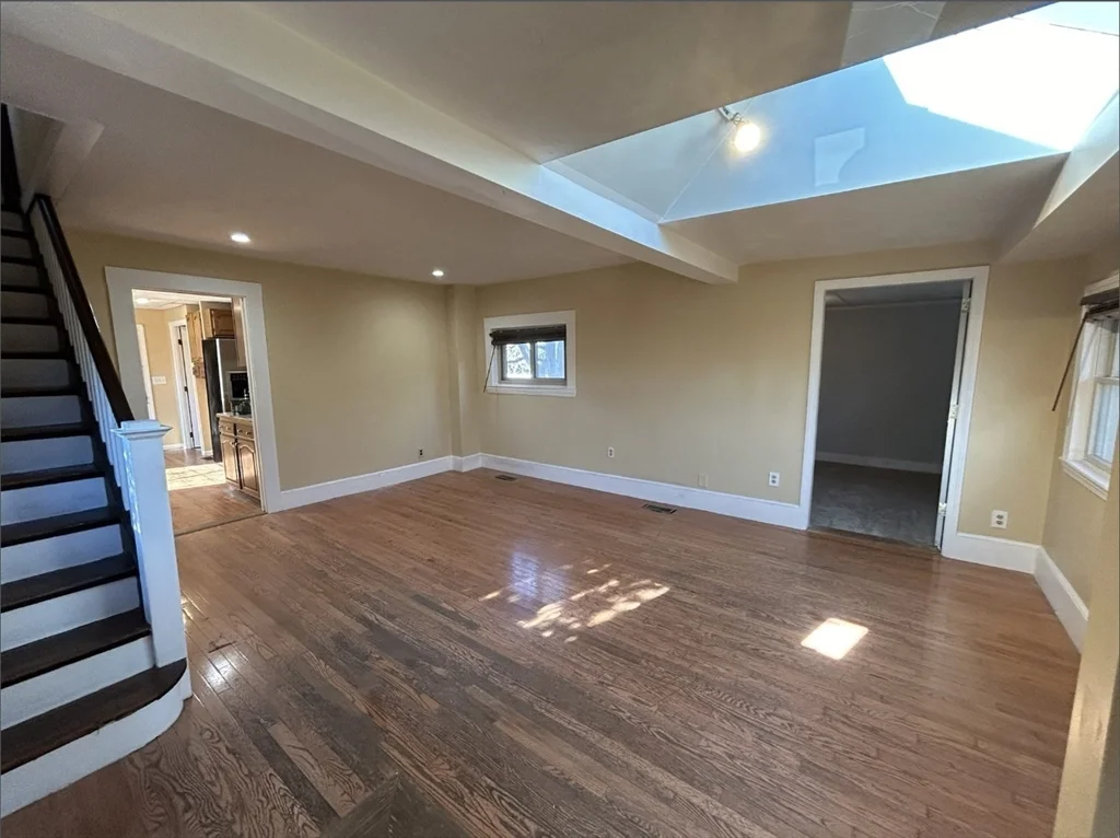 16 Whittier Rd, Natick