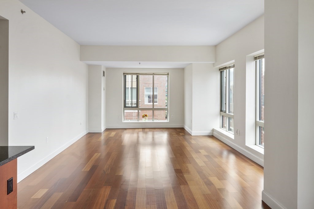 17 Otis St, East Cambridge