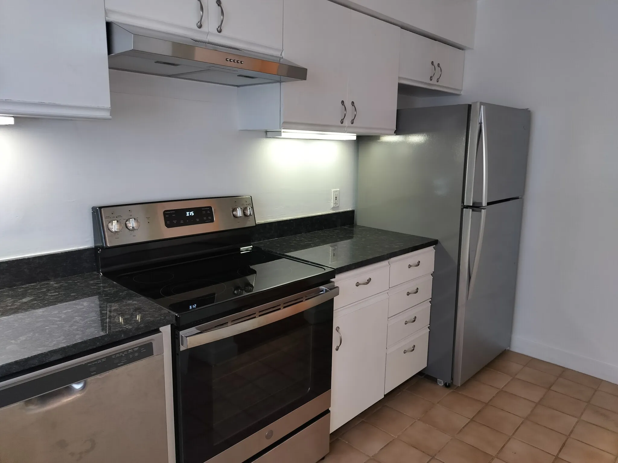 332 Franklin St, Riverside