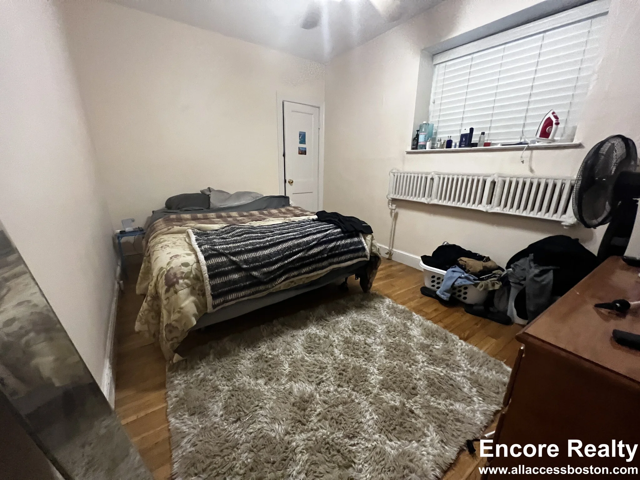 1555 Beacon St, Brookline