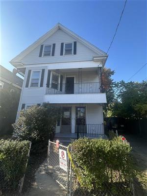 16 Stanford Ter, Ward Two