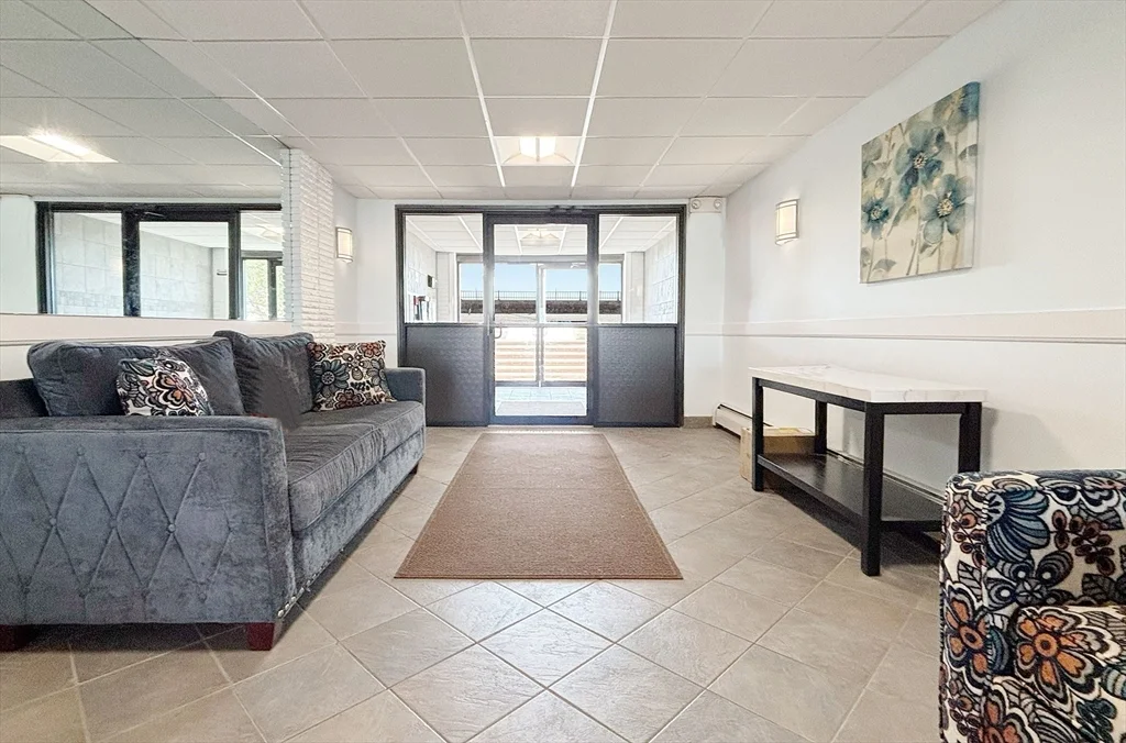 500 Revere Beach Boulevard, Revere