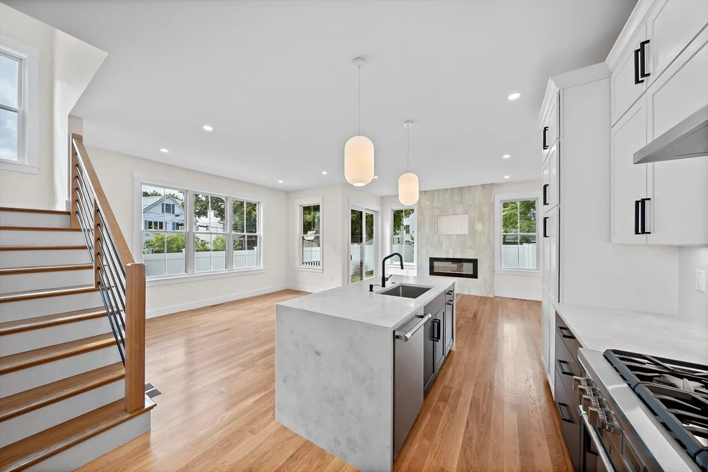 11 Jasset St, Nonantum