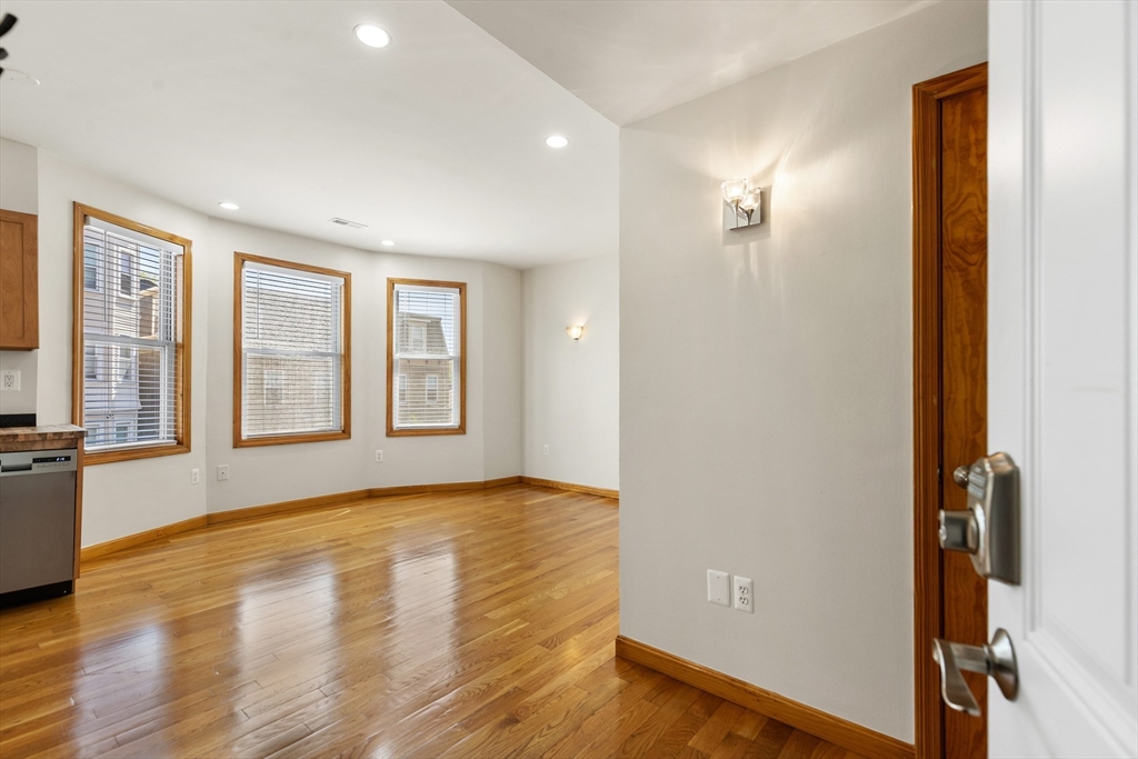 609-611 Dorchester Ave, South Boston