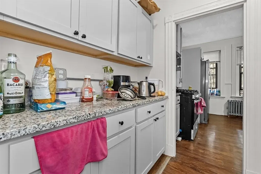 868 Huntington Ave, Coolidge Corner