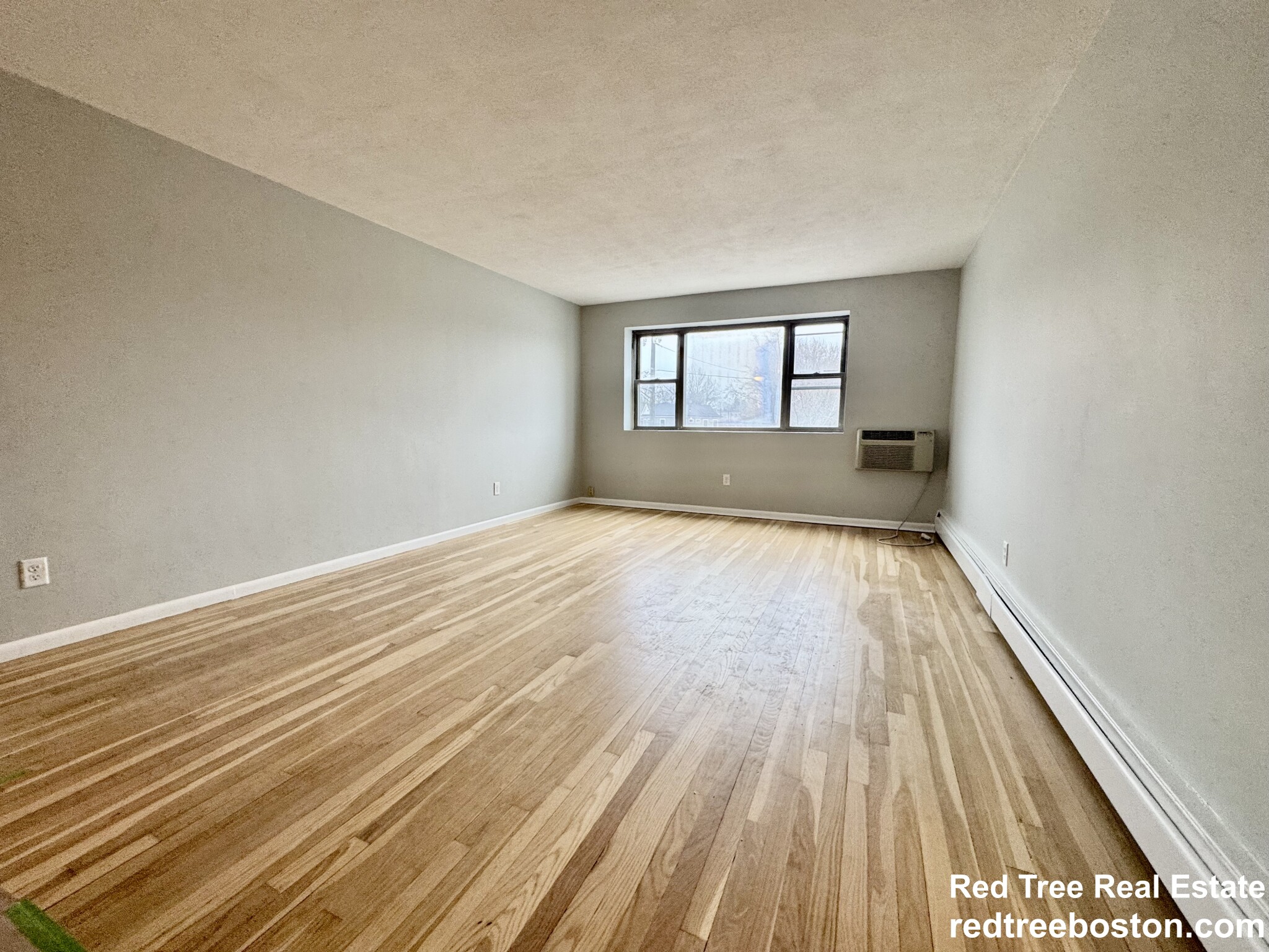 97 Spring St, West Roxbury