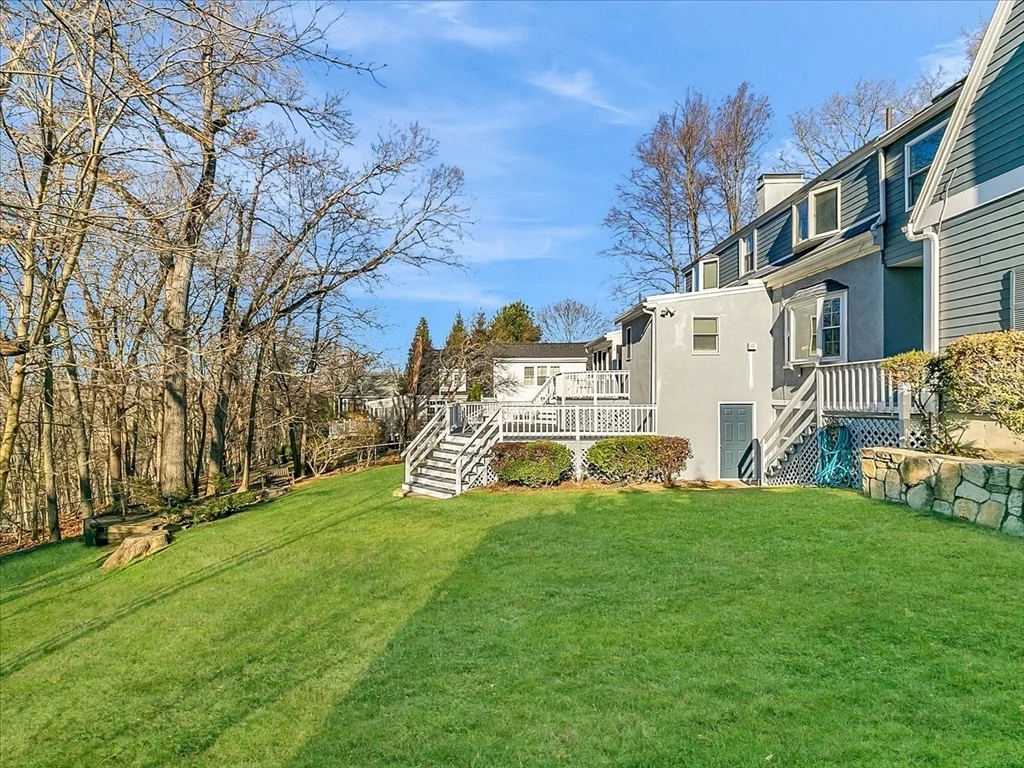 243 Upland Ave, Newton Highlands
