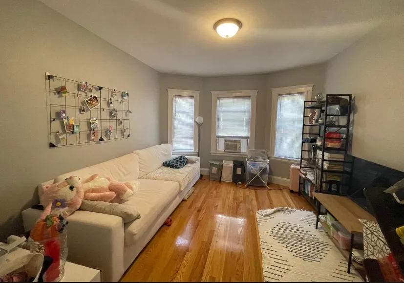 72 Frederick Ave, South Medford