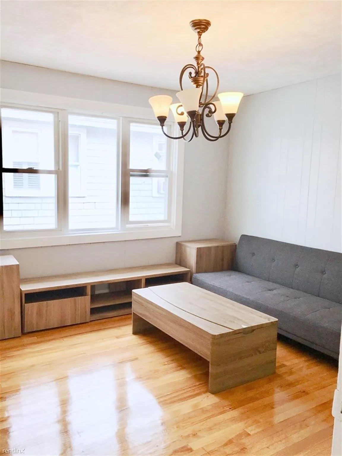 62 Woods Ave, West Somerville