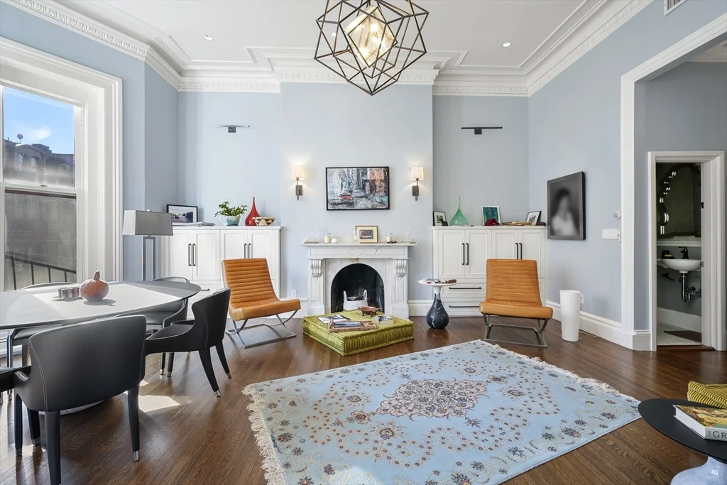 28 Marlborough St, Back Bay