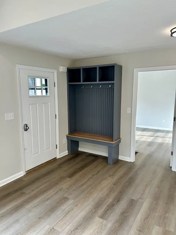 265 Dunstable Rd, Tyngsborough