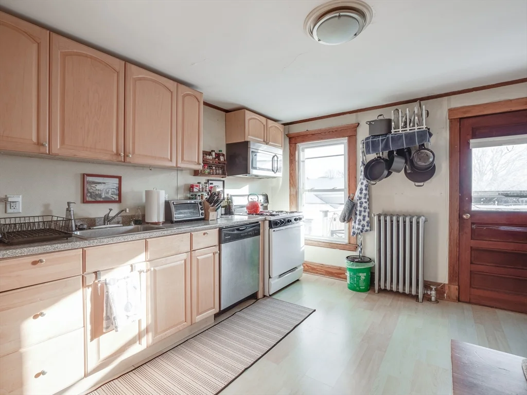 60 Powder House Blvd, Tufts