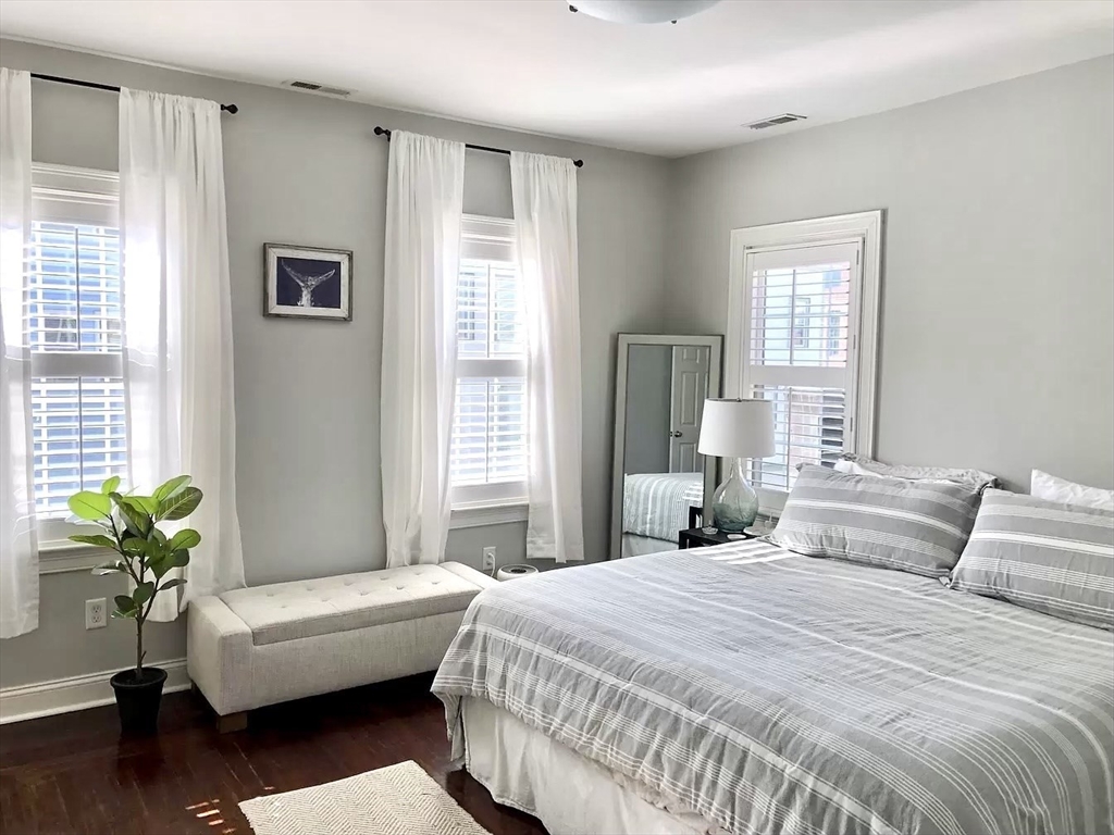 152 O St, South Boston