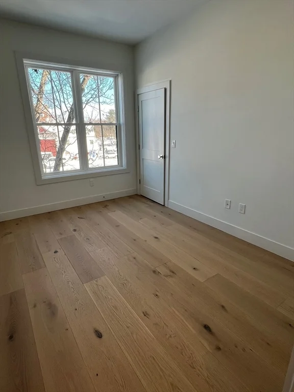 105 Sea St, Quincy