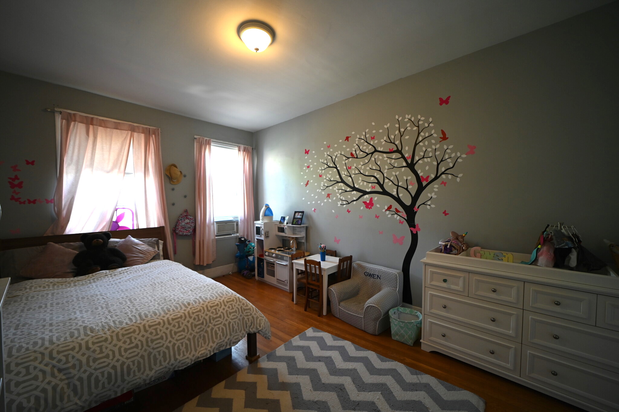 98 Saint Paul St, Coolidge Corner