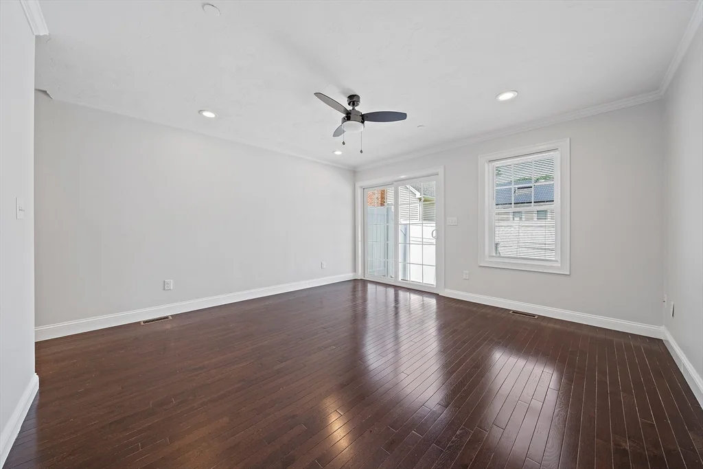 479 Sherman St, Canton