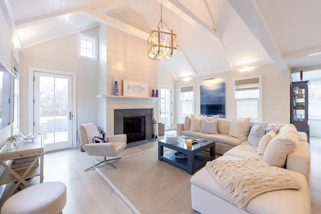 12 East Lincoln Ave, Brant Point