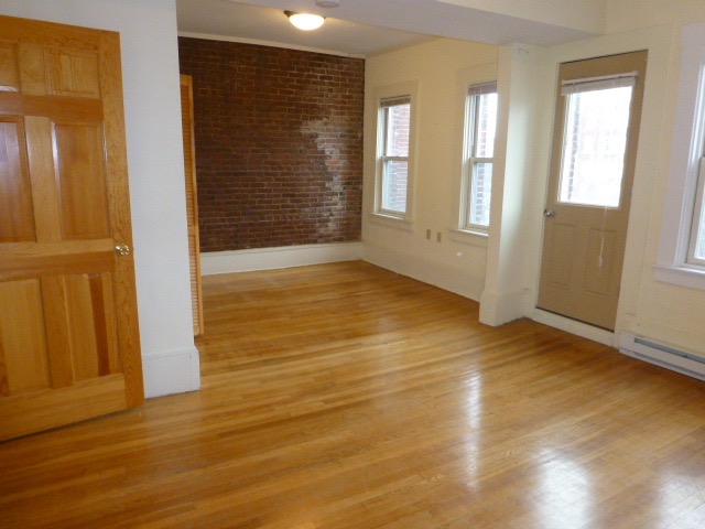 1404 Beacon St, Corey Hill