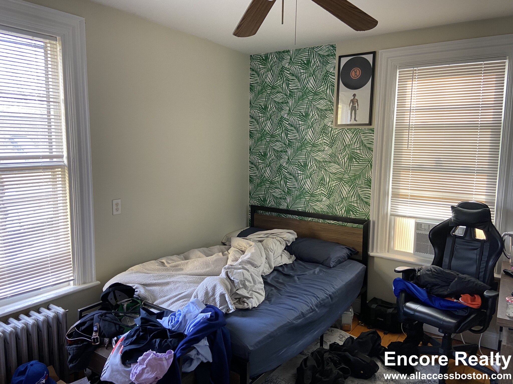 75 Alleghany St, Mission Hill