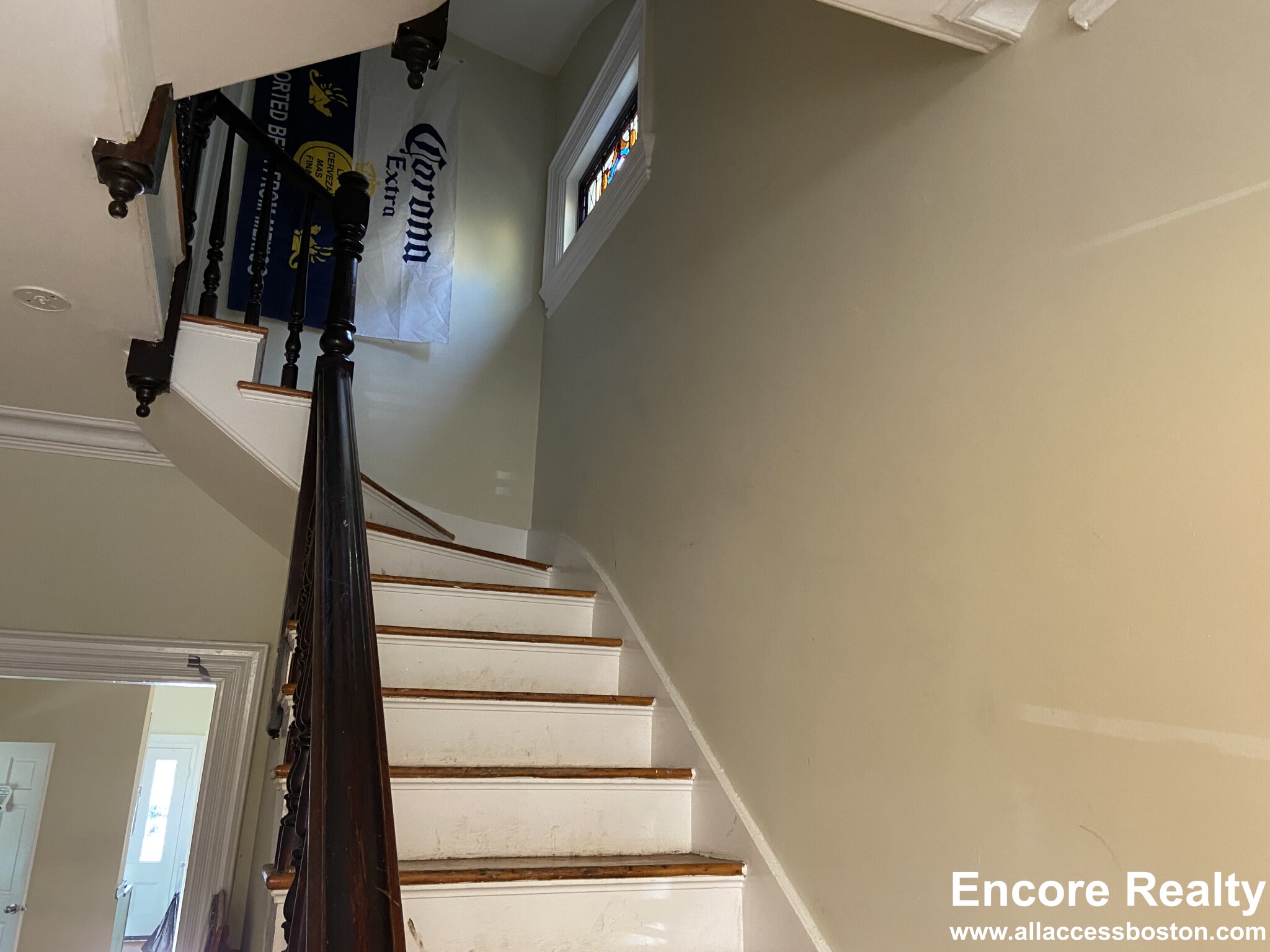 75 Alleghany St, Mission Hill