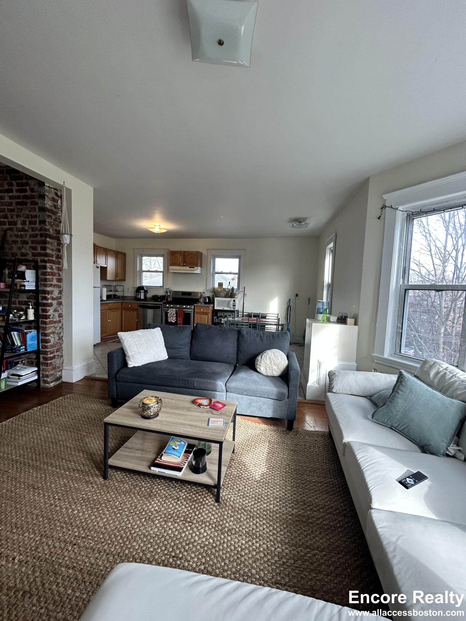 505 Washington St, Brighton