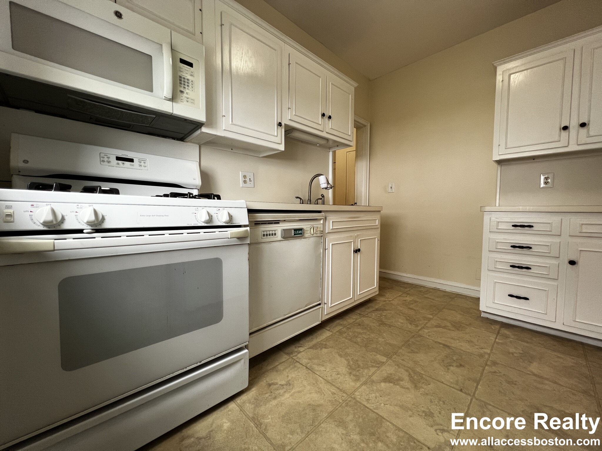 91 Longwood Ave, Coolidge Corner