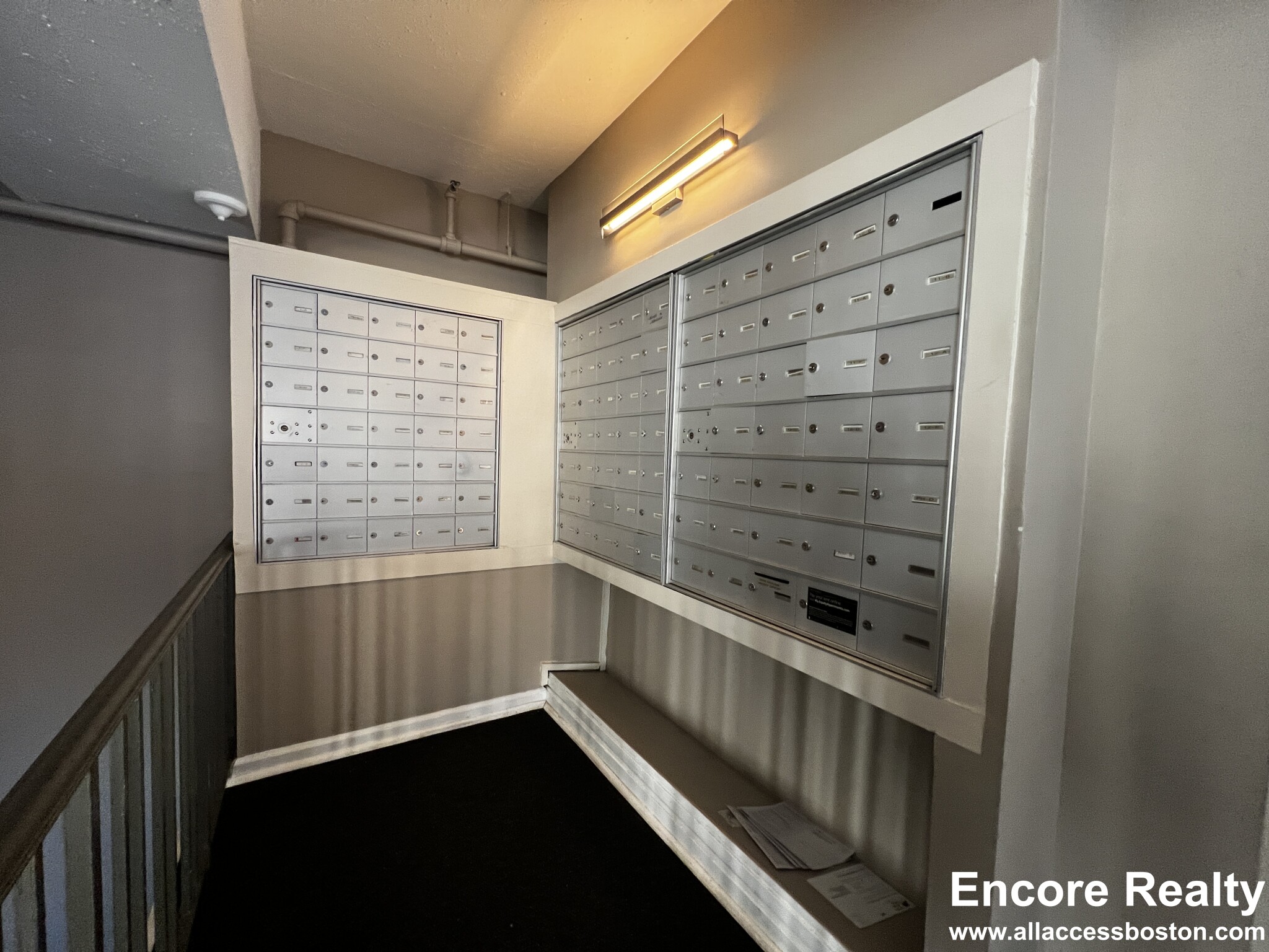 929 Massachusetts Ave, Mid-Cambridge