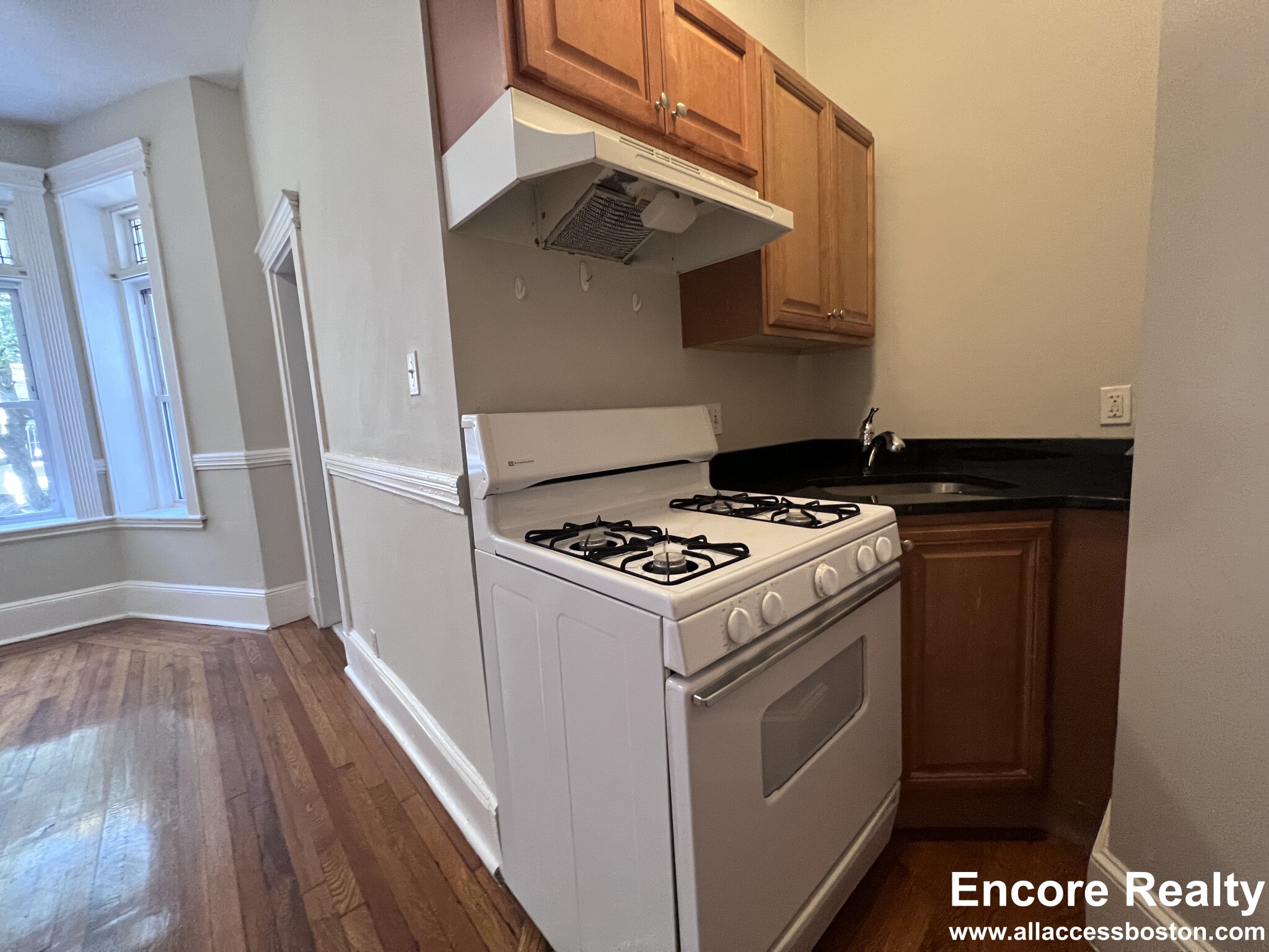 38 Hemenway St, Fenway