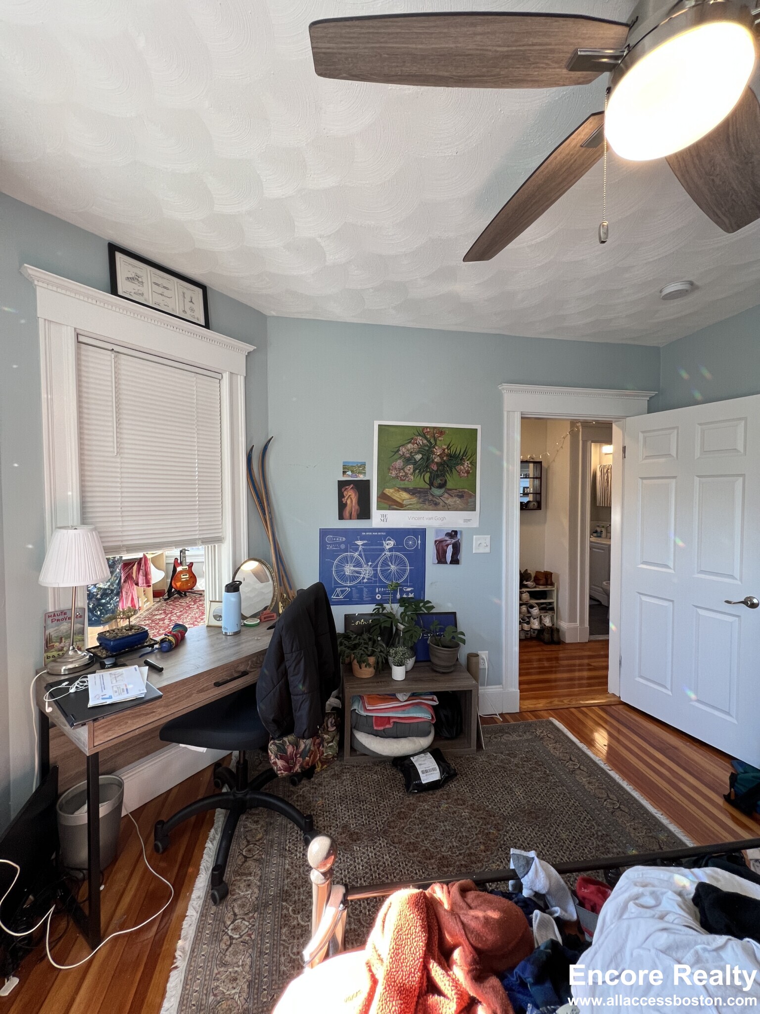 305 Highland Ave, Powder House Square