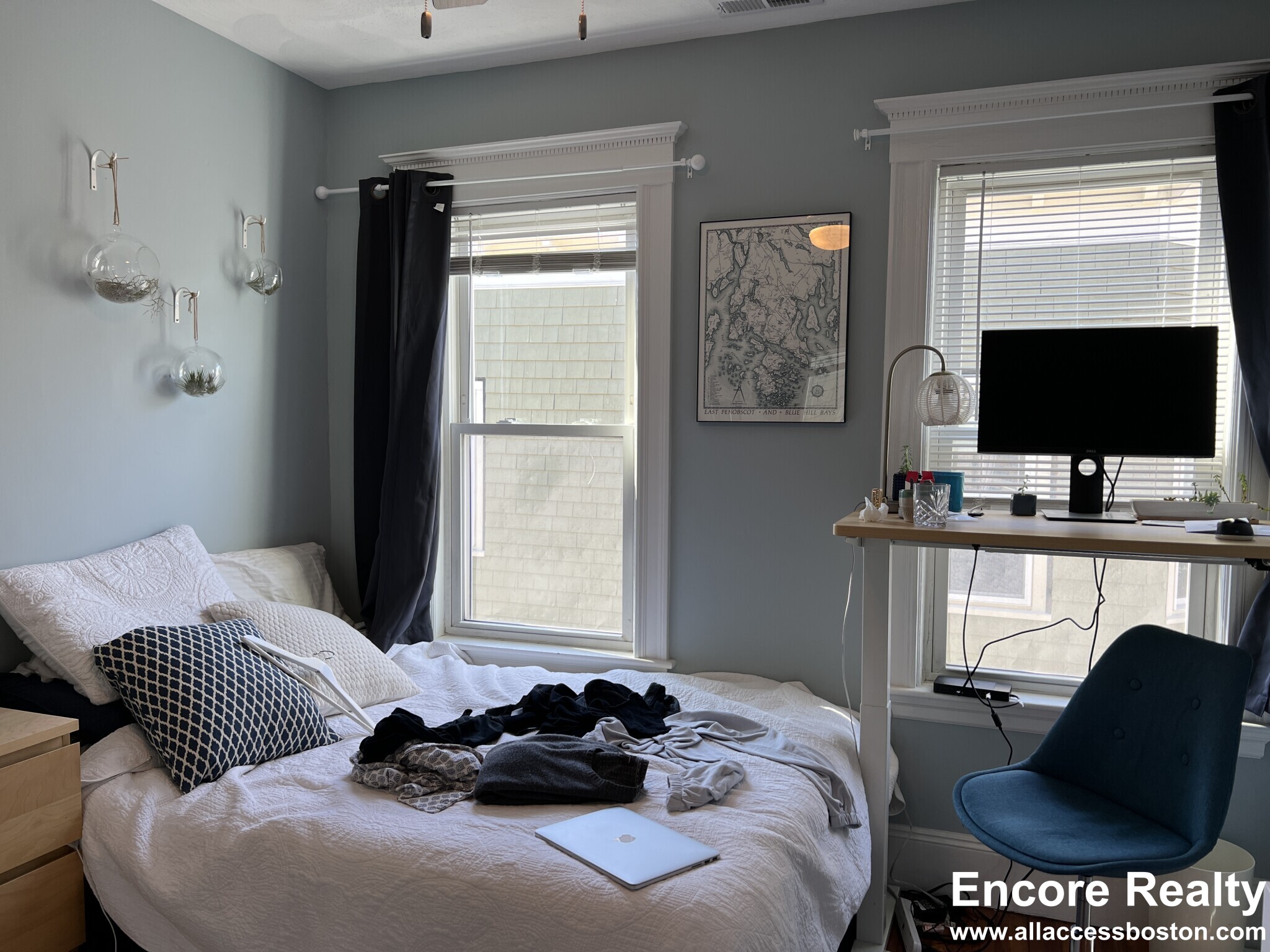 305 Highland Ave, Powder House Square