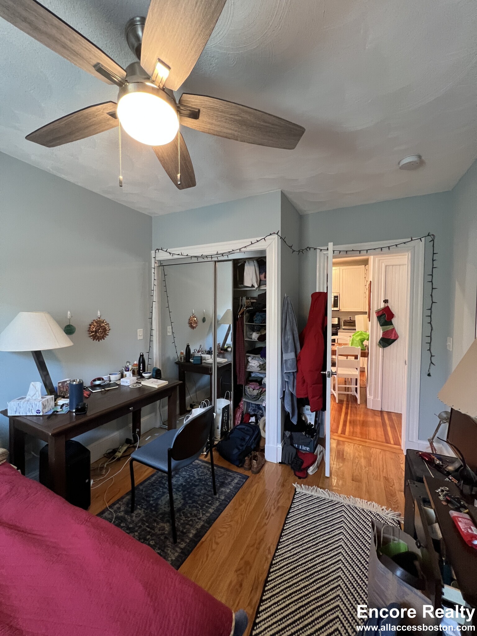 305 Highland Ave, Powder House Square