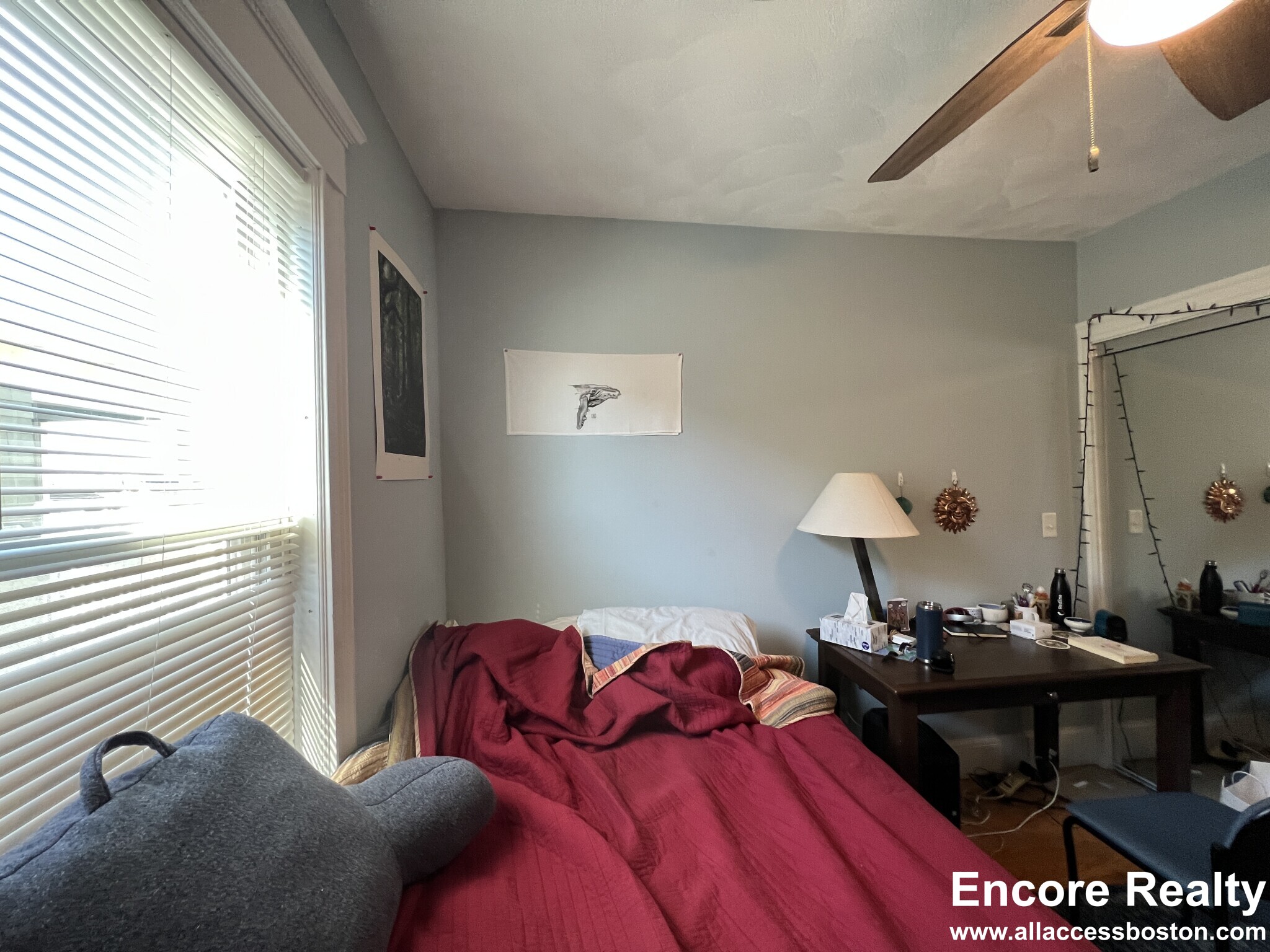 305 Highland Ave, Powder House Square