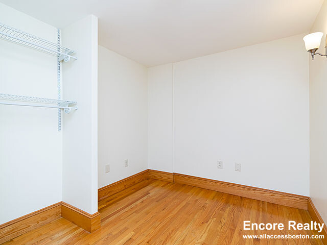 89 Myrtle St, Beacon Hill