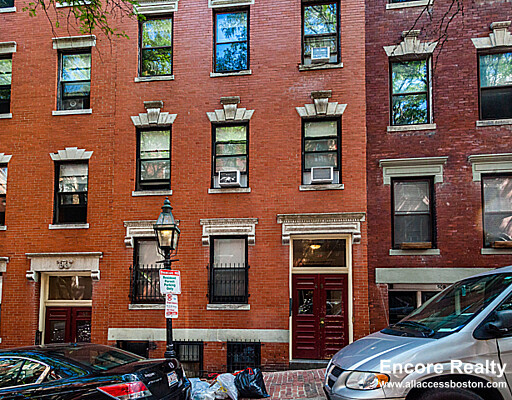 48 Garden St, Beacon Hill