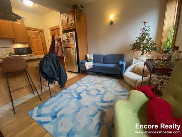 97 Myrtle St, Beacon Hill