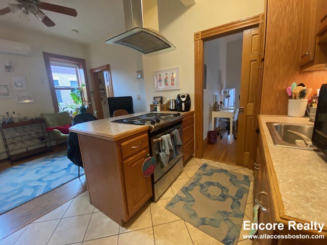 97 Myrtle St, Beacon Hill