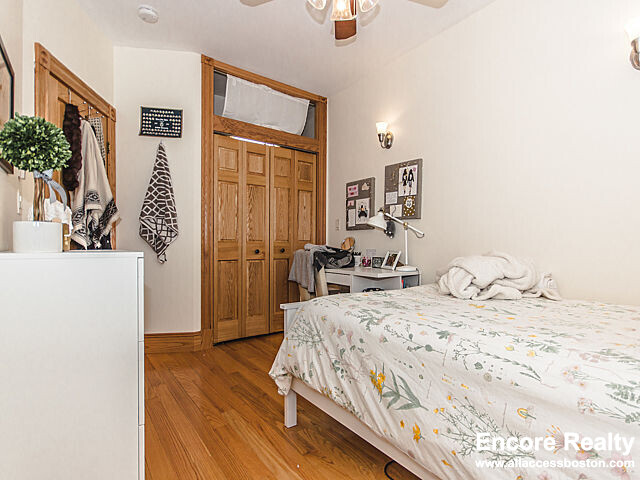 60 Phillips St, Beacon Hill